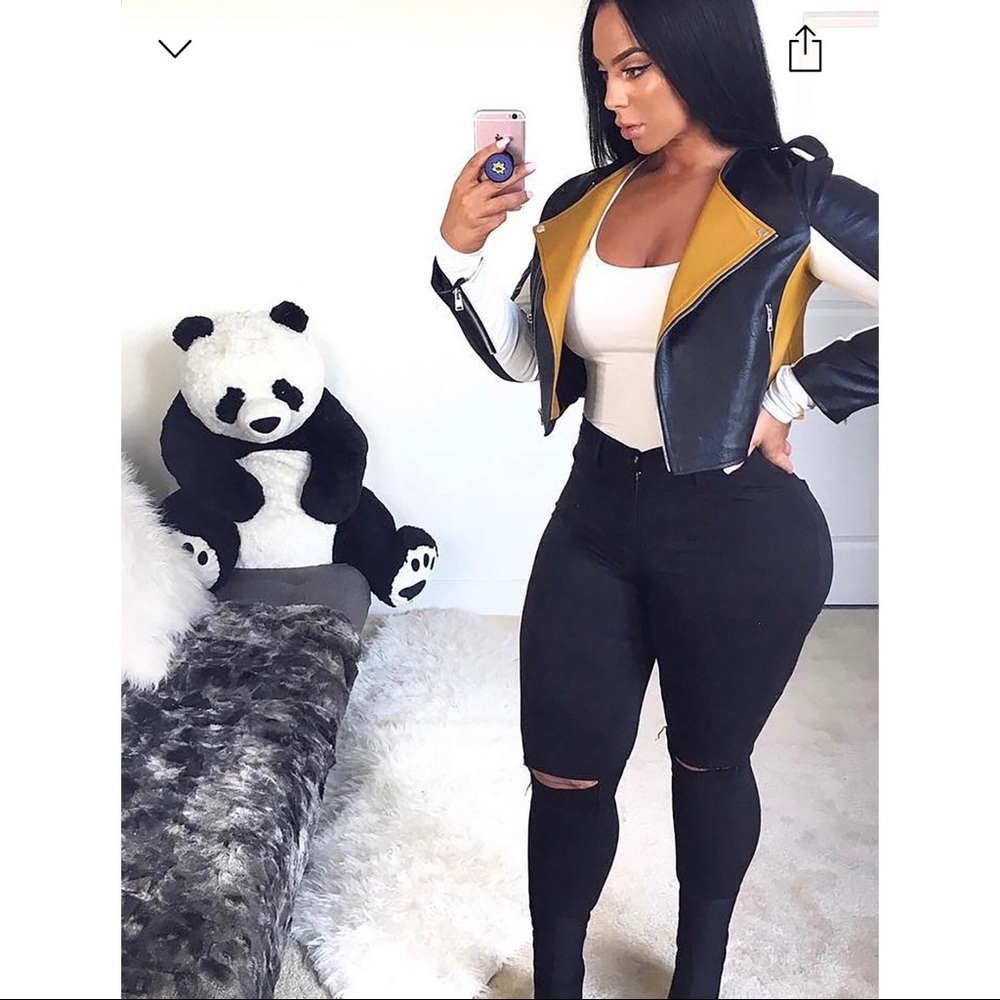 FashionNova Canopy Jeans 👖🖤🖤